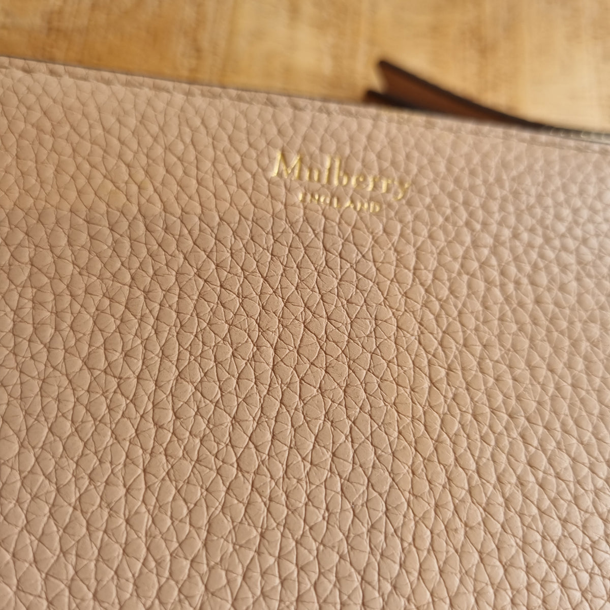 Mulberry grain leather zip round purse Nude OS
