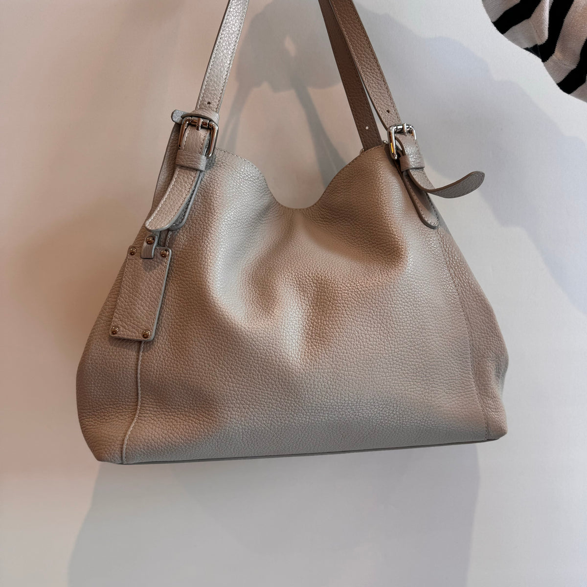 Russell & Bromley tumbled leather bag Light Grey OS