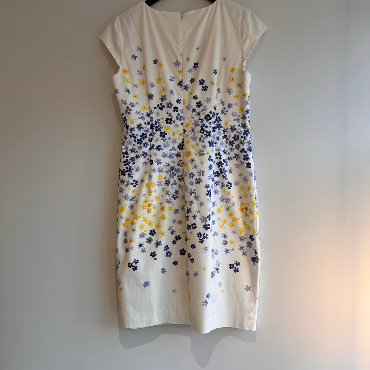 Hobbs occasion outfit Ivory/blue/yellow Size 14