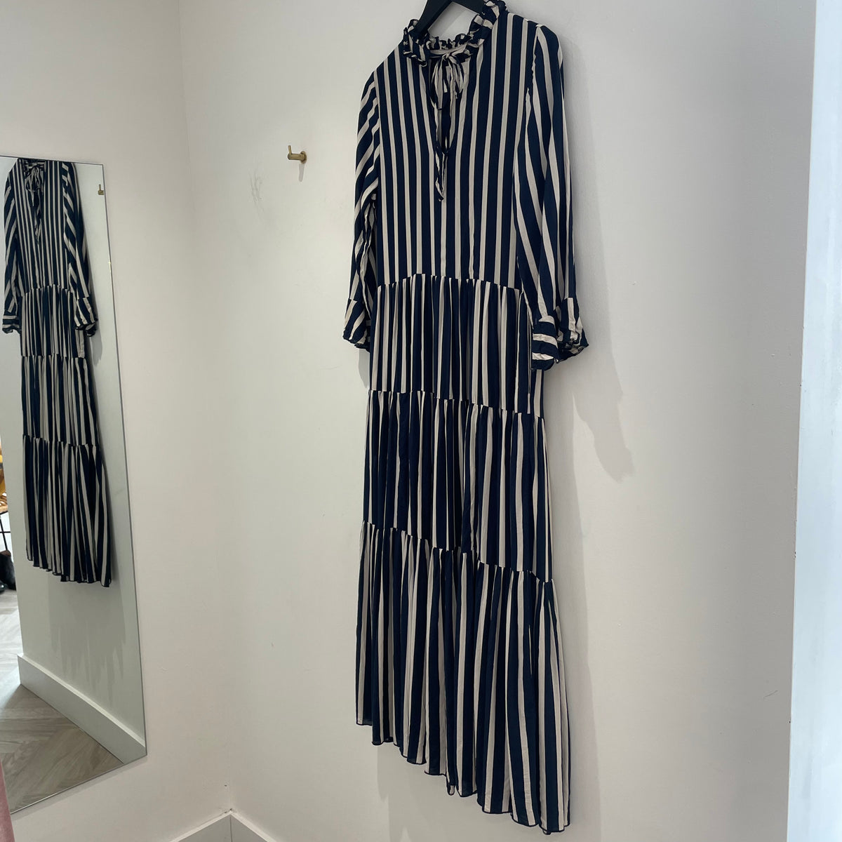 Lolly's Laundry stripe dress Navy/white XS