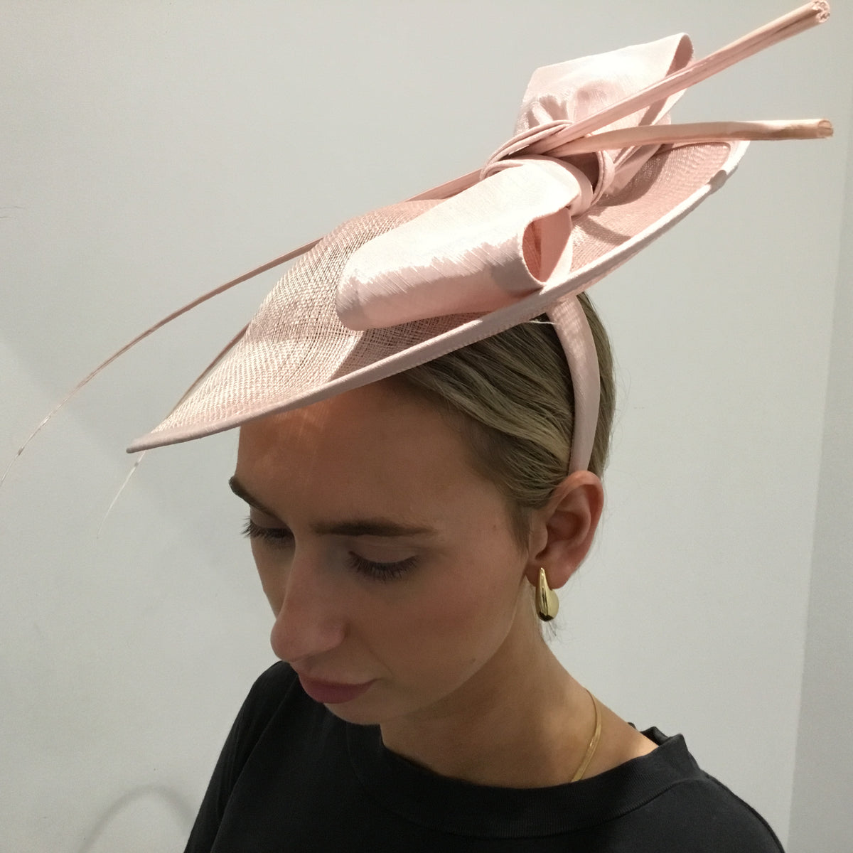 Phase Eight oval disc fascinator Blush O/S