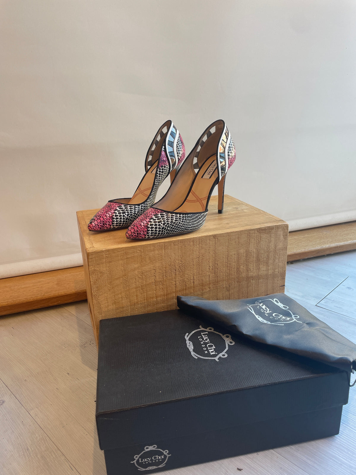 Lucy Choi Ayra snake print leather shoes Pink/Black Size 40