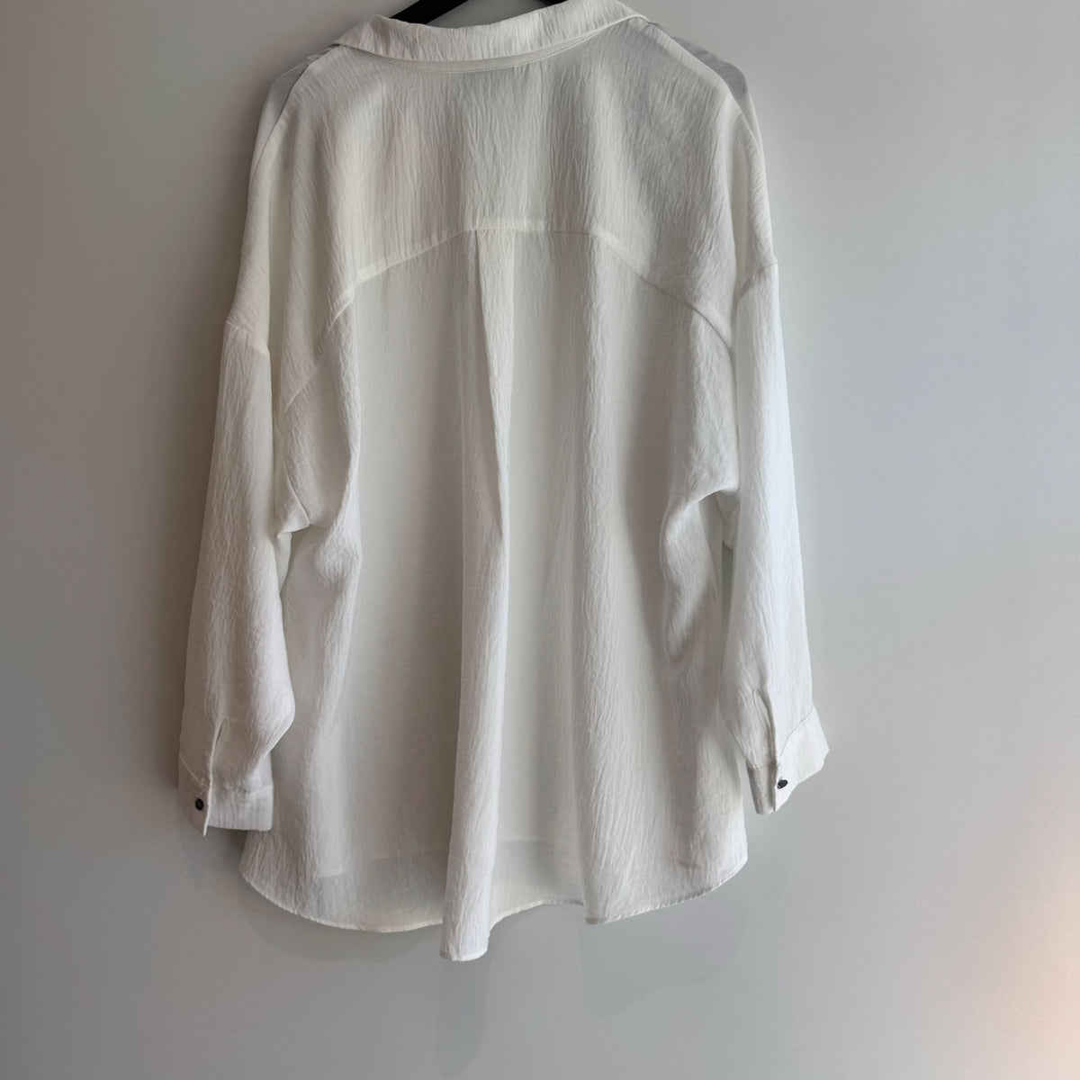 Live unlimited popover shirt White