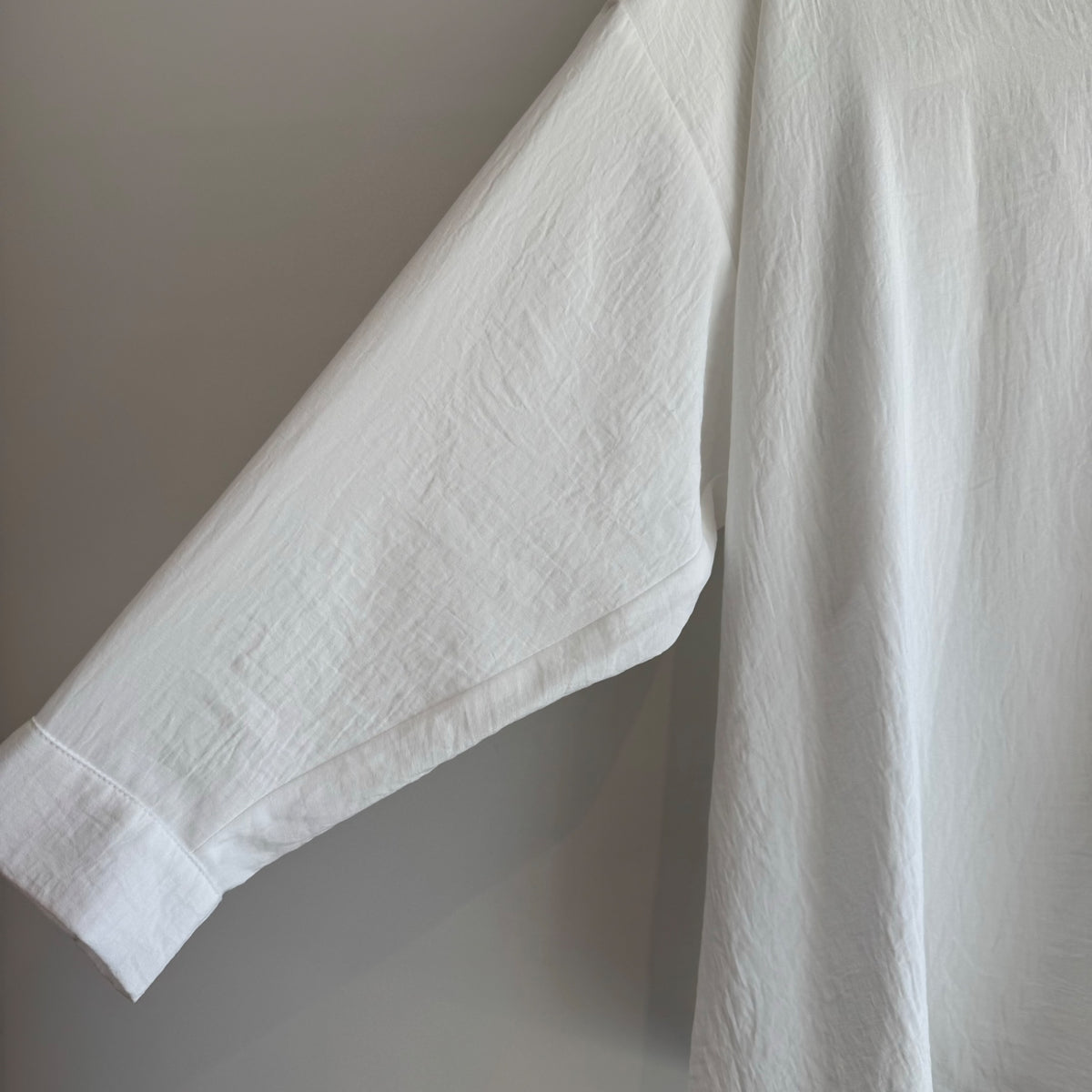 Live unlimited popover shirt White