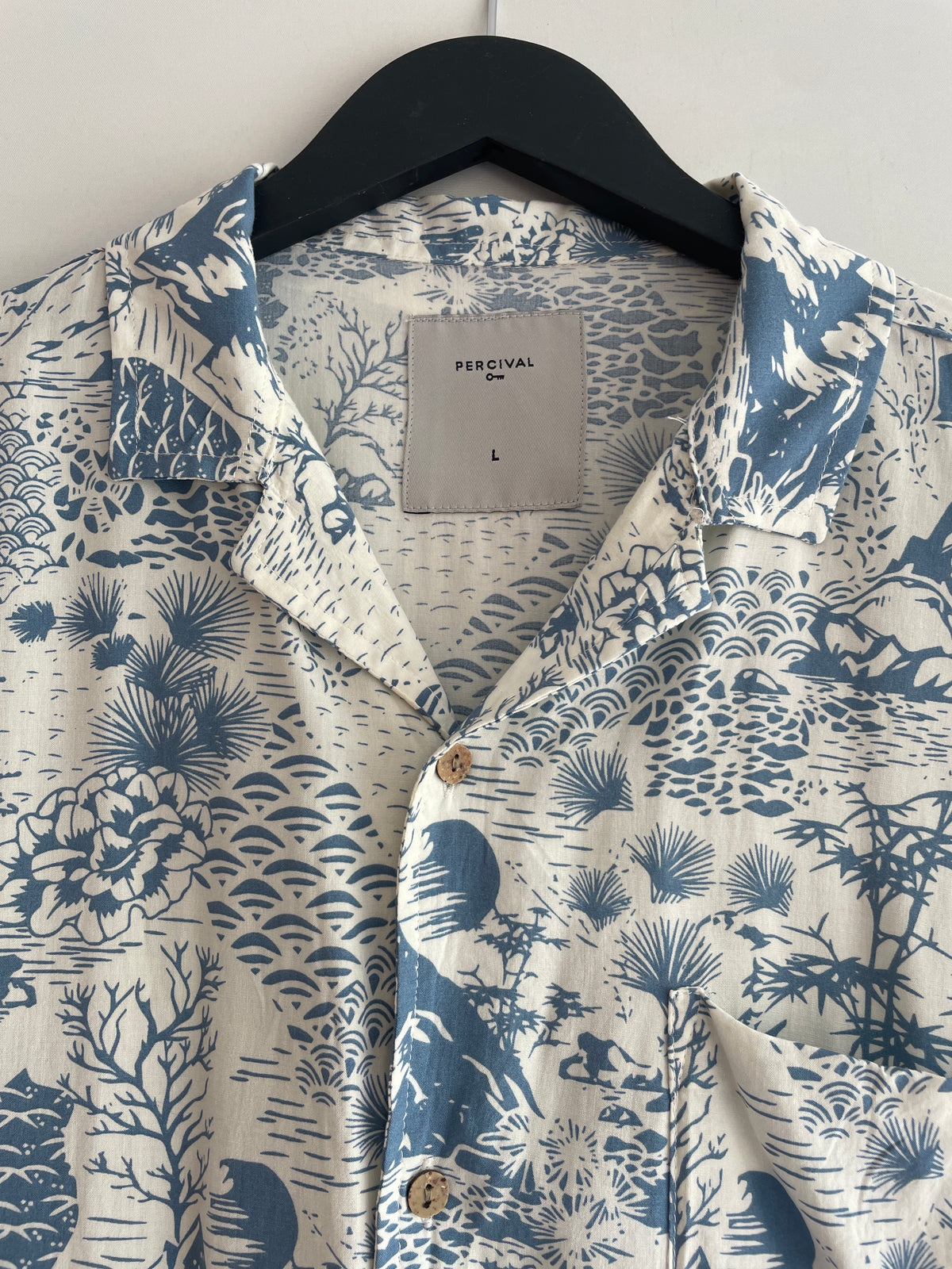 Percival SS Shirt Seabed print Pale Blue/Ivory Size Large