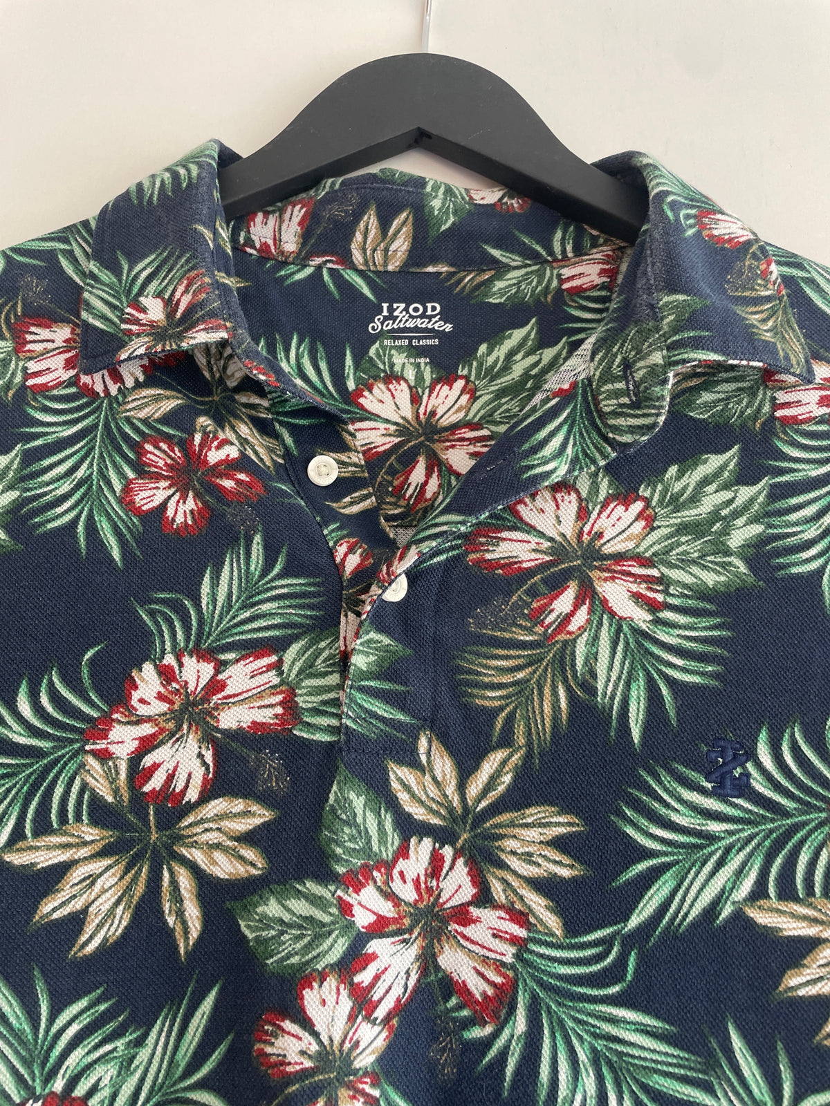 Izod Saltwater Polo Shirt Tropic print Navy/Green/Burg Size Large