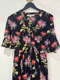 Diane Von Furstenburg Chrysanthemum print maxi dress Black/Red Size 8