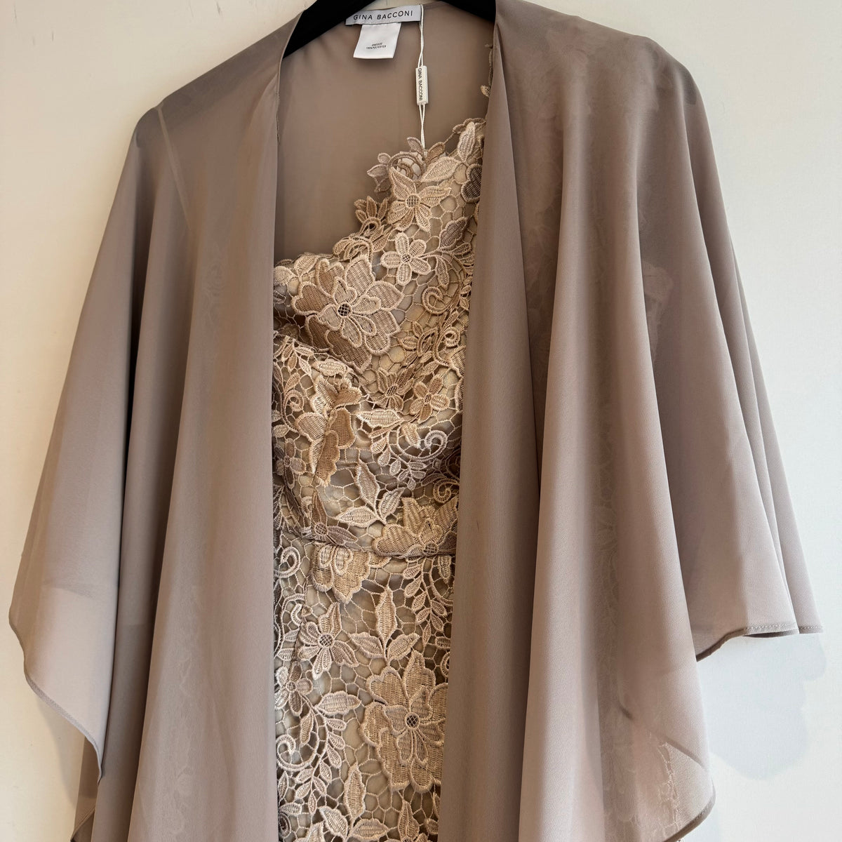 Gina Bacconi lace occasion dress and sheer shawl Latte  Size 8