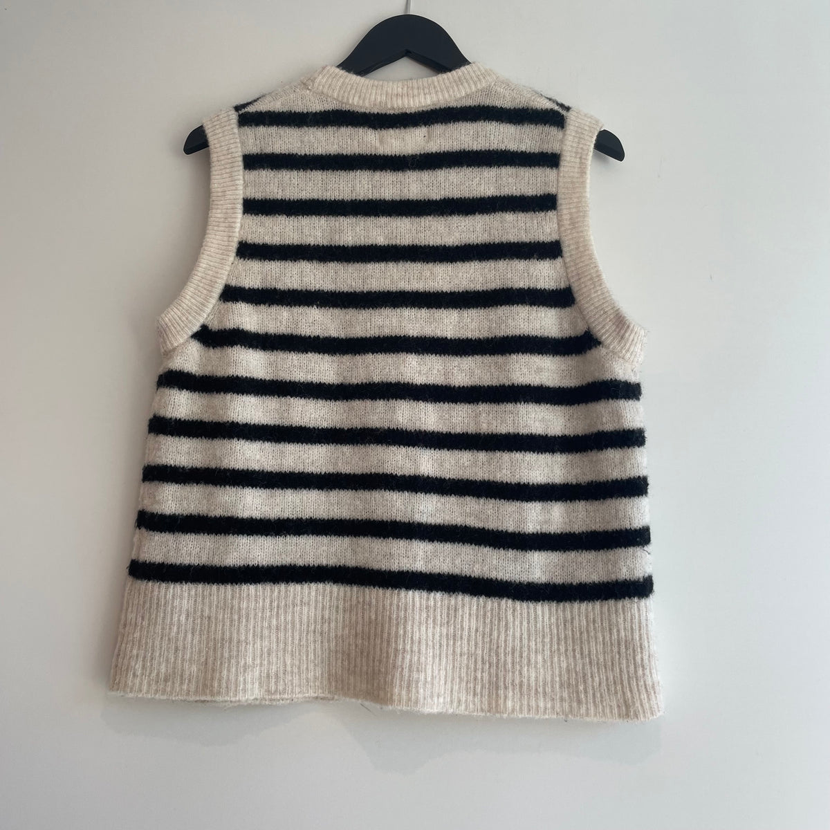 Part Two wool blend stripe sleeveless knit Black/Ivory Size small