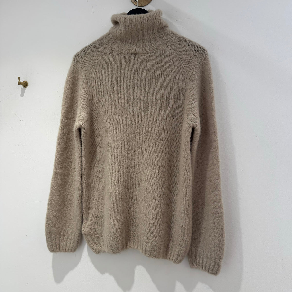 Celtic & Co slouch roll neck jumper Oatmeal Size Small