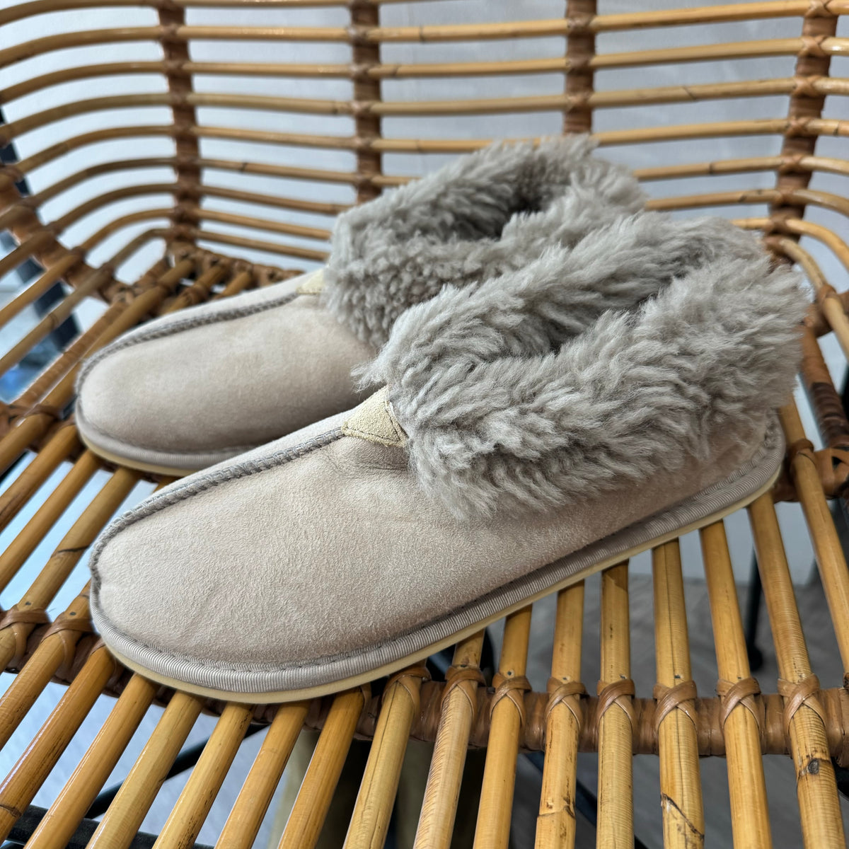 Celtic & Co sheepskin slipper Oatmeal Small