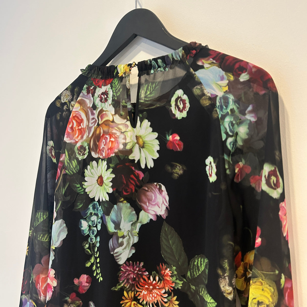 Ted Baker floral sheer blouse Blk/Multi 2