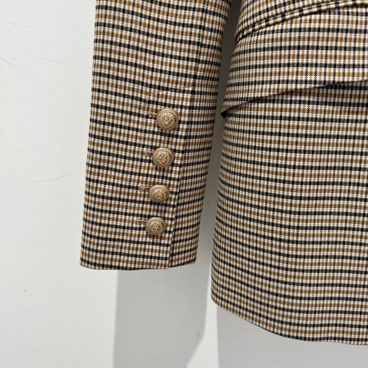 Rebecca Vallance Herringbone Check blazer Camel/Black size 6