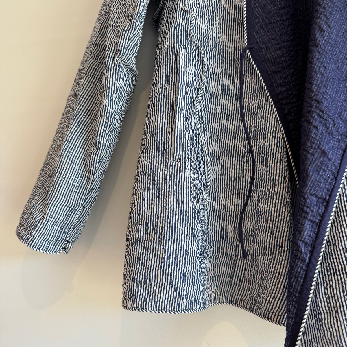Unbranded Reversible stripe jacket Navy/White