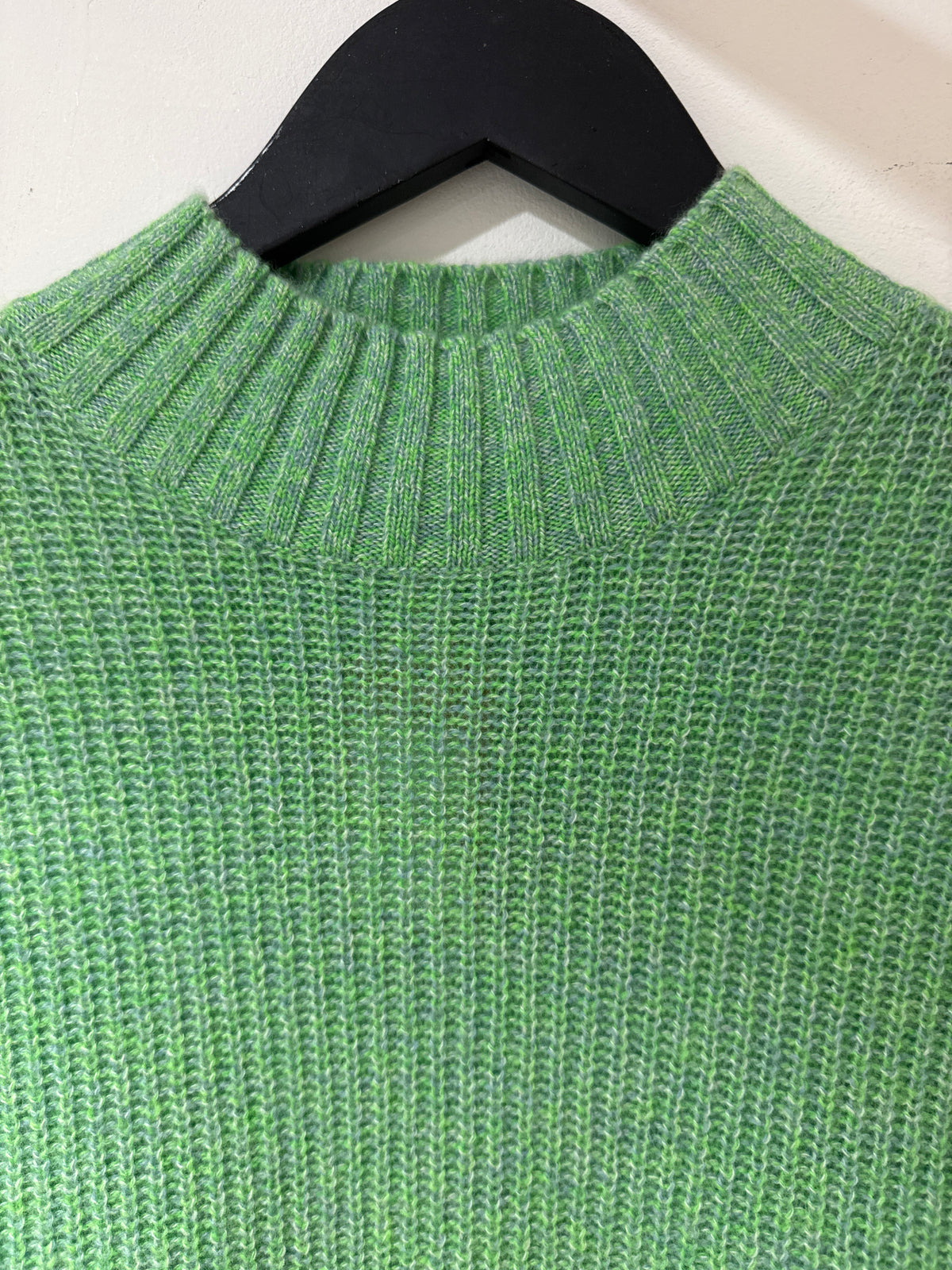 Estheme Cashmere funnell neck jumper Green Marl Size XS