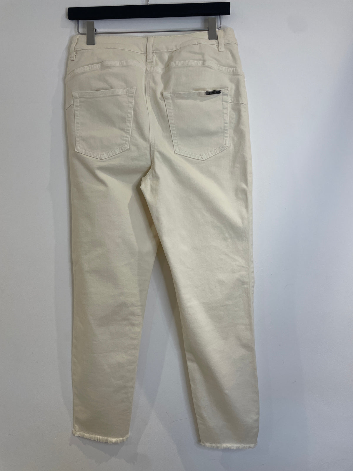 Madeleine fray hem jean Ecru Size 12S