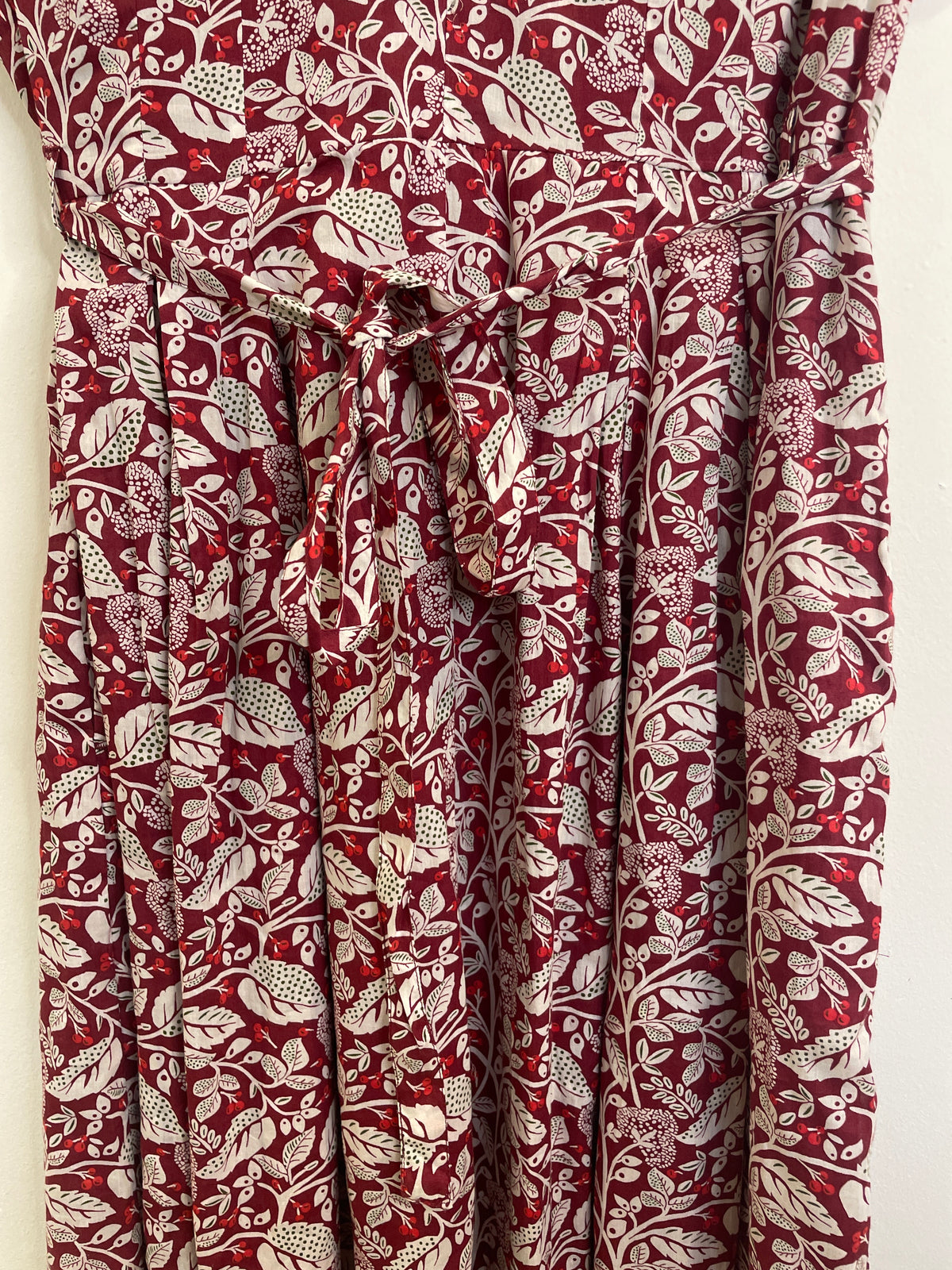 Seasalt Cornwall Tree Carving Print dress Wine/White Size 14