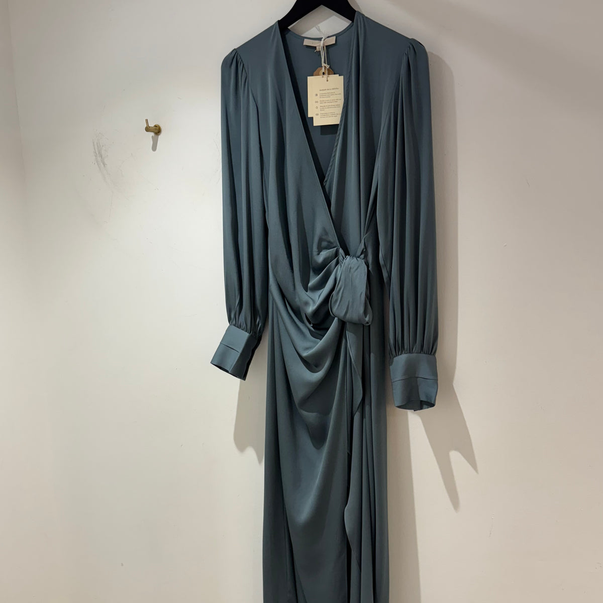Silk 95 Five Dress Wave wrap dress Tranquil Blue Size Small
