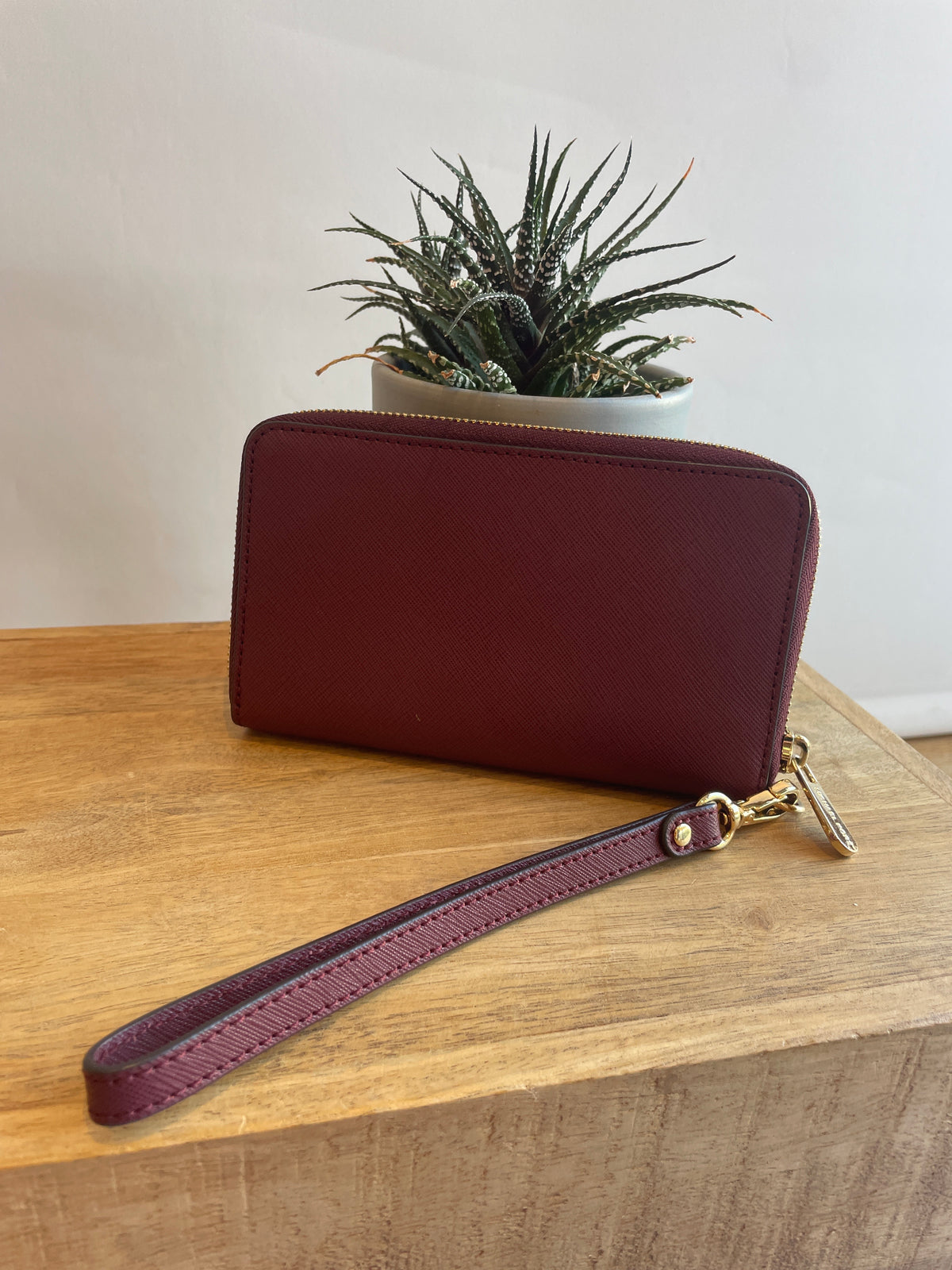 Michael Kors Saffiano Leather Zip Round Purse Burgundy One Size