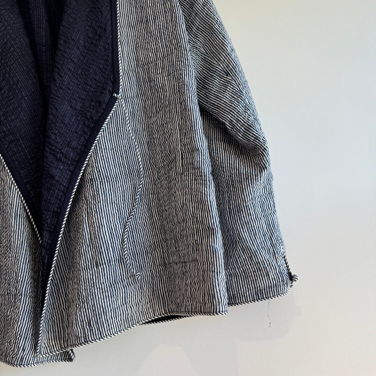 Unbranded Reversible stripe jacket Navy/White
