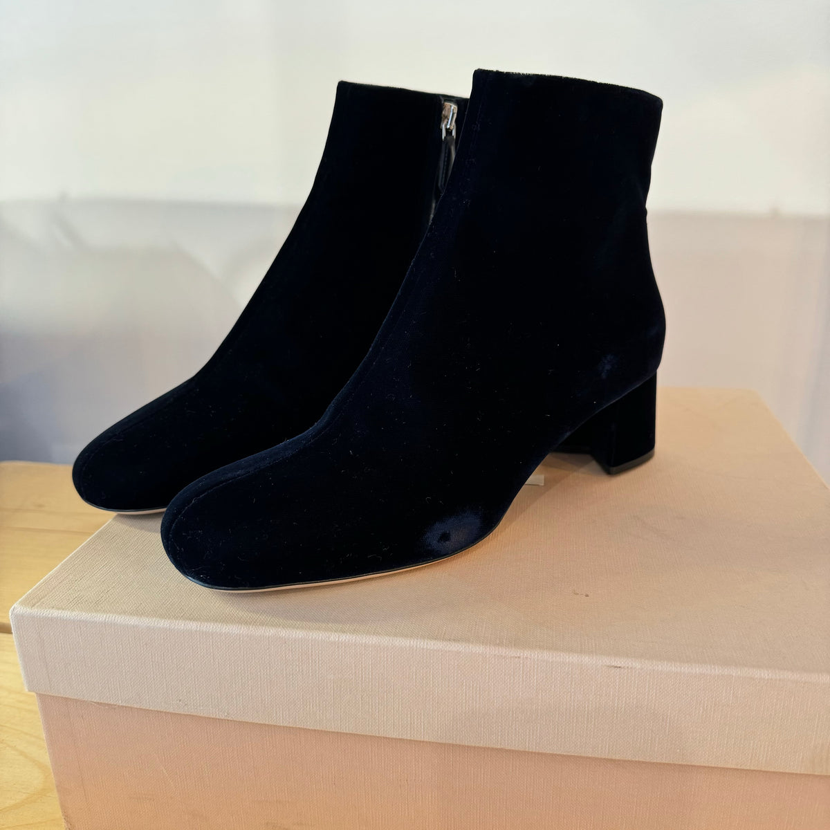 Miu Miu velvet boot Midnight Navy Size 40/UK 7