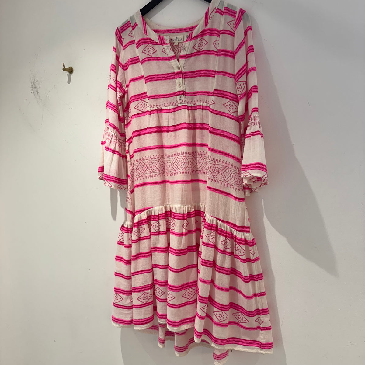 Aspiga Dress Aztec summer dress Neon Pink Size Small