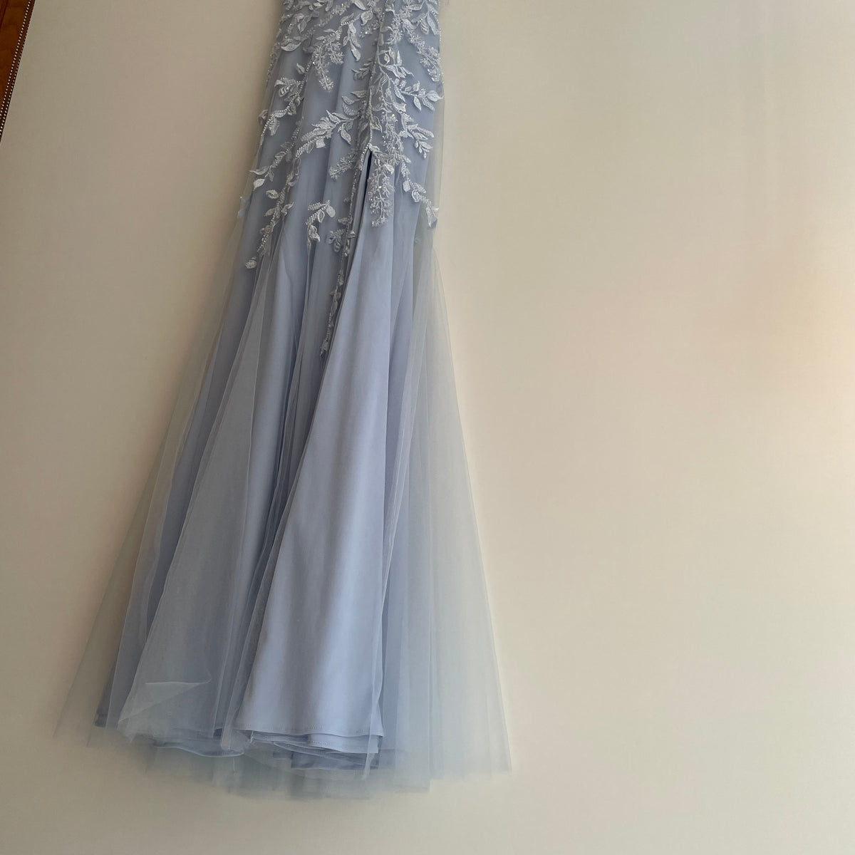 Heirmione Prom dress powder Blue Size 6-8