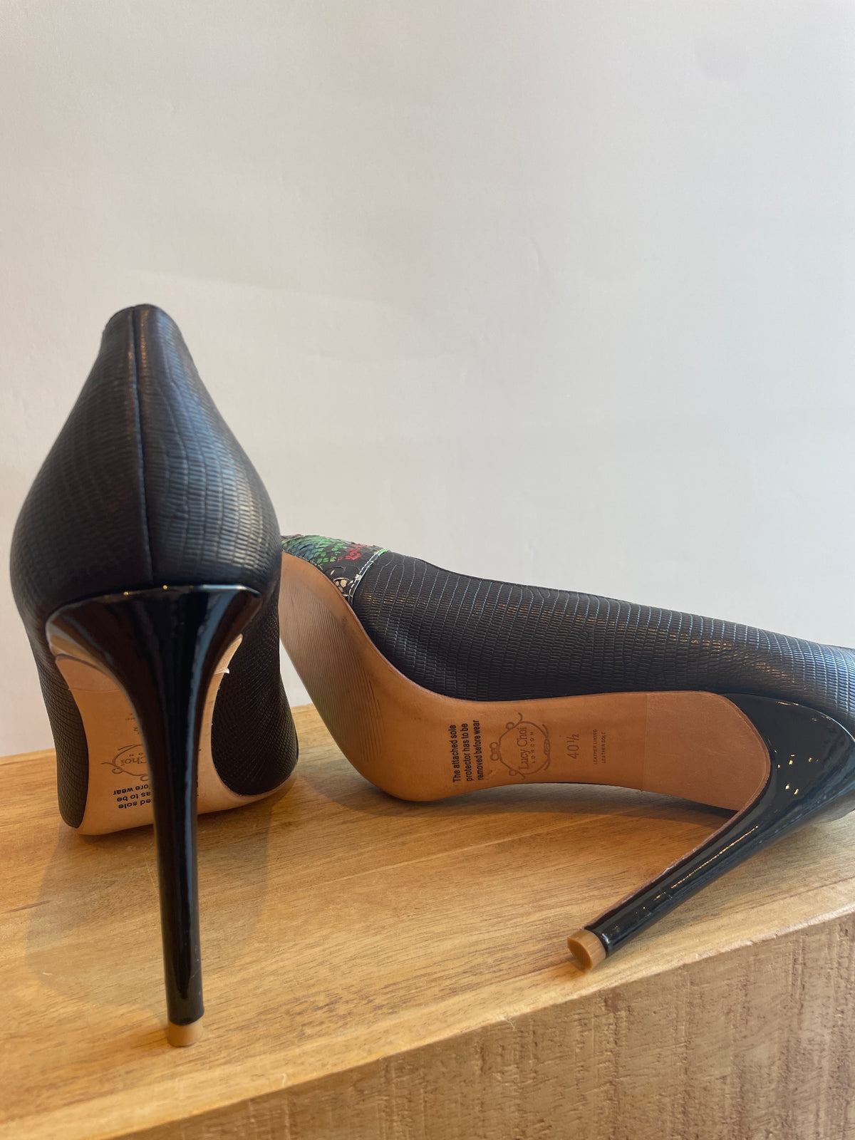 Lucy Choi snake print heels Green/Multi/Black Size 40.5