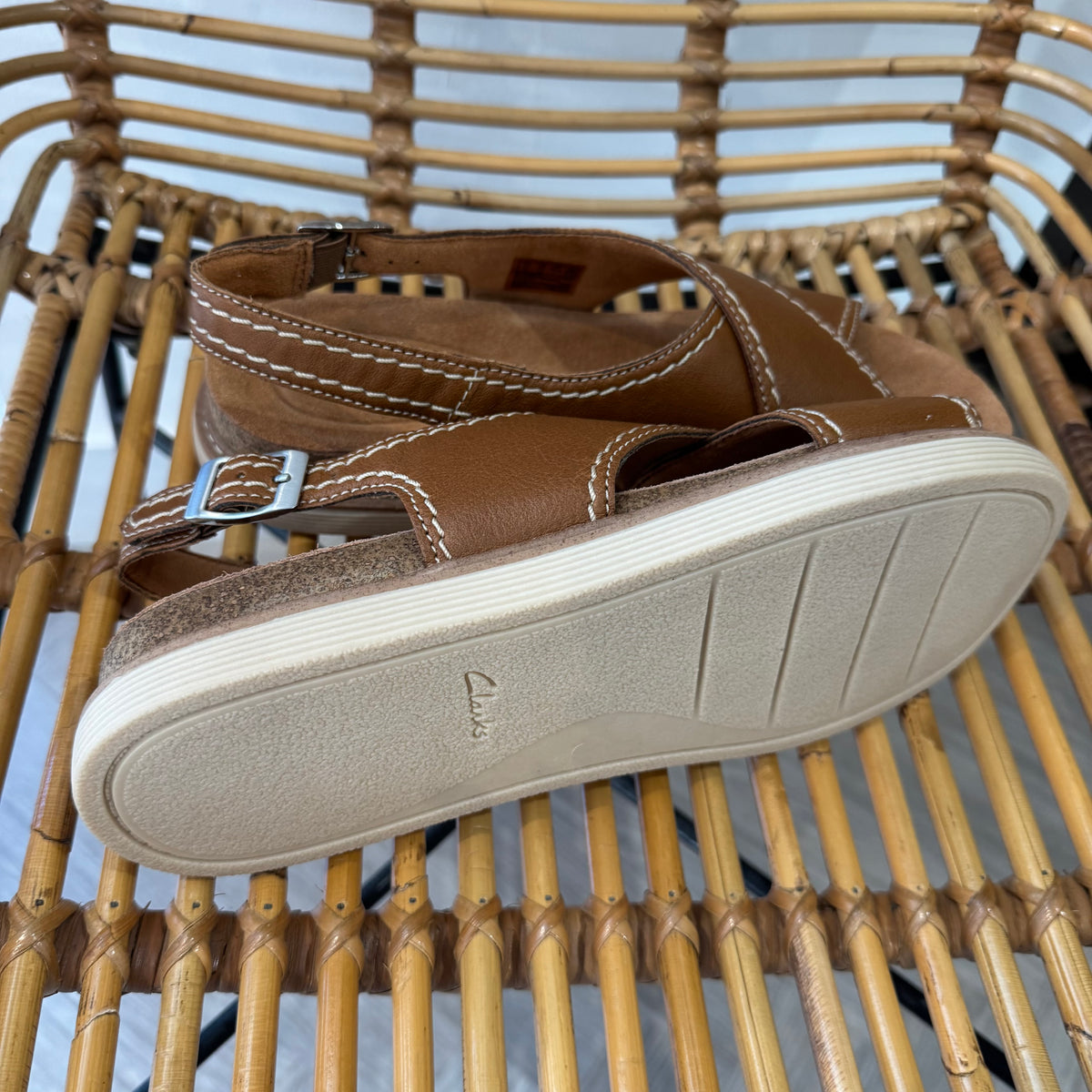 Clarks leather sandal Tan Size 7.5
