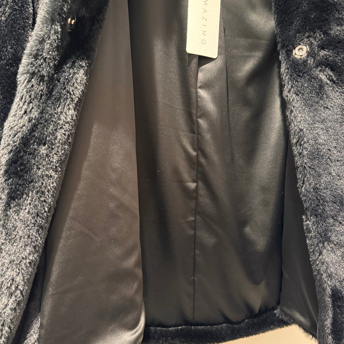 Amazing faux fur coat Black O/S