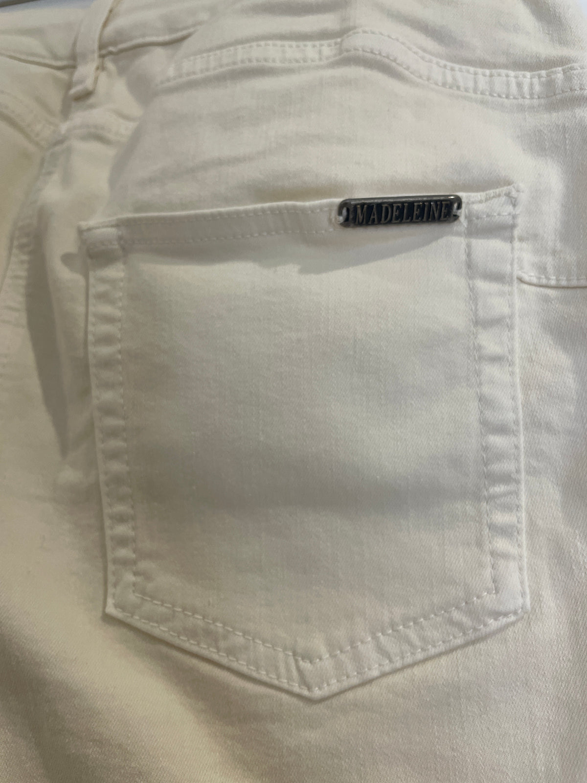 Madeleine fray hem jean Ecru Size 12S