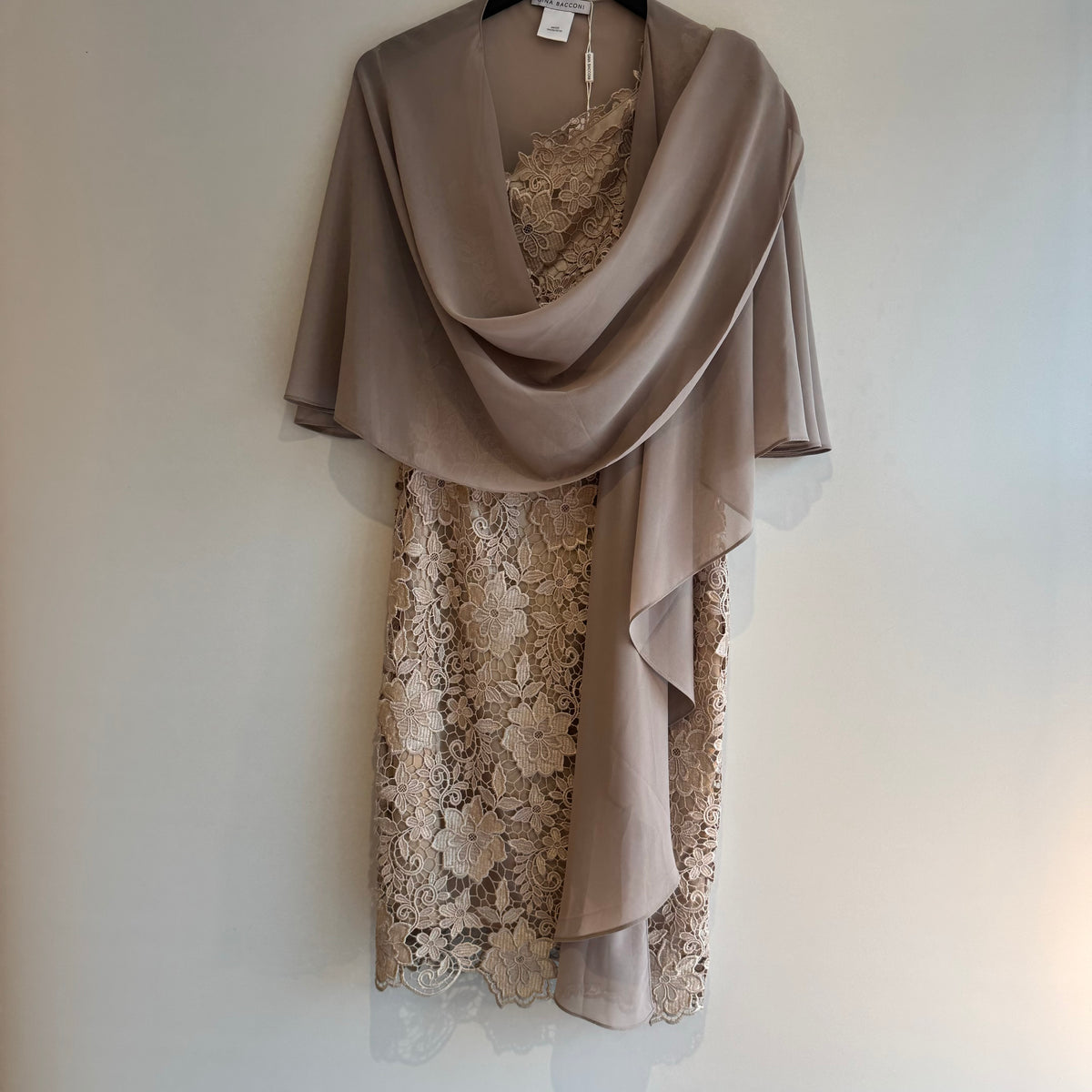 Gina Bacconi lace occasion dress and sheer shawl Latte  Size 8