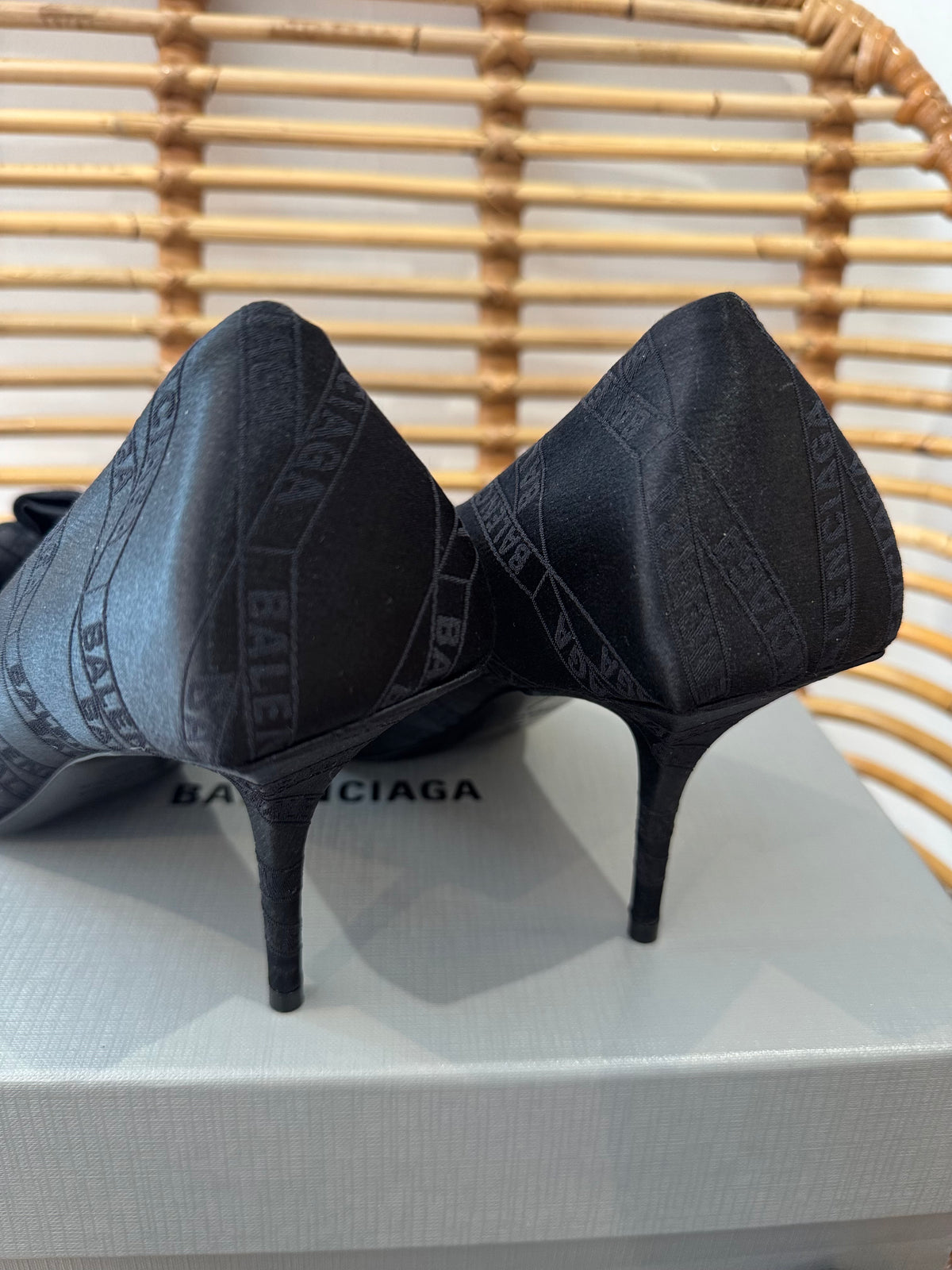 Balenciaga Knife Square Bow Pump Black Size 5