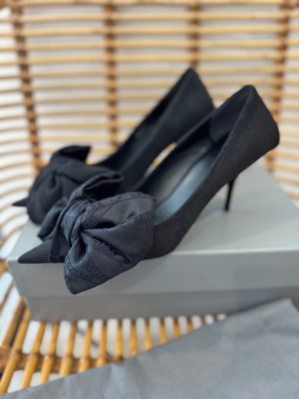 Balenciaga Knife Square Bow Pump Black Size 5