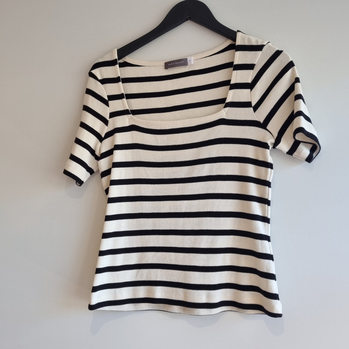 Mint Velvet Stripe top Cream/Black Size Medium