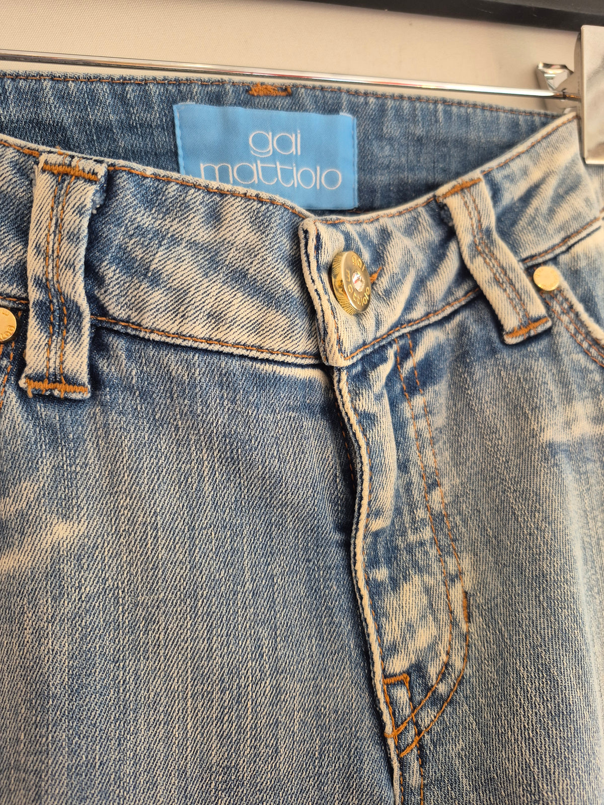Gai Mattiolo Vintage Light Wash Embroidered Blossom Crystal Jean UK 12