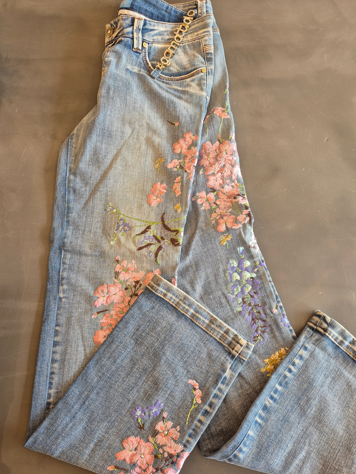 Gai Mattiolo Vintage Light Wash Embroidered Blossom Crystal Jean UK 12