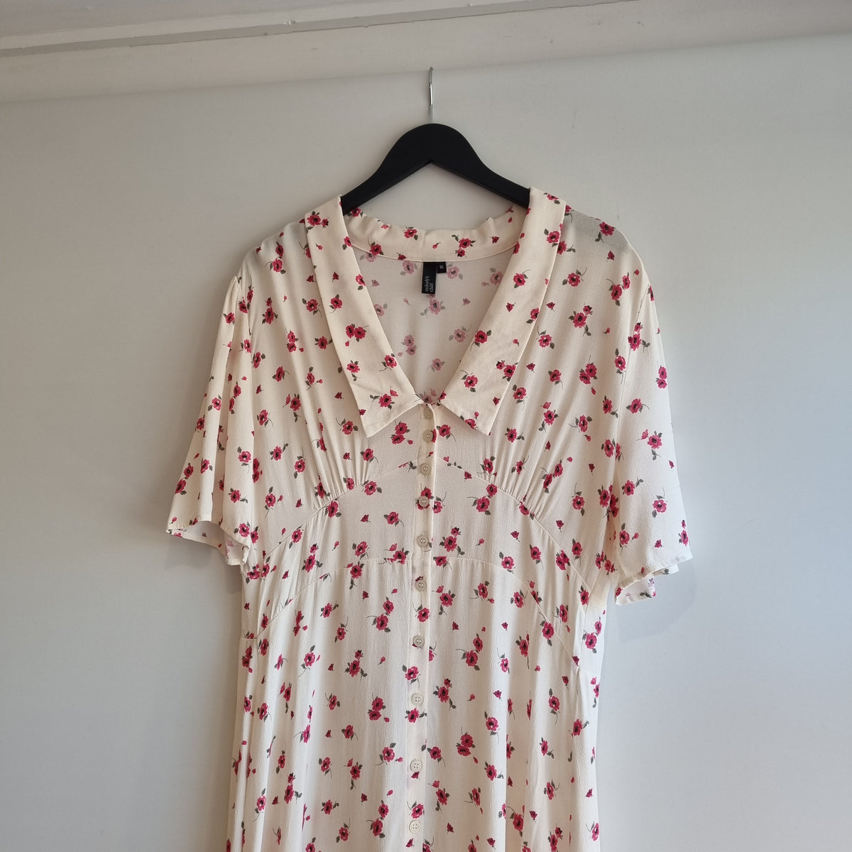 Nobody's Child ditsy floral tea dress Cream/Fuschia Size 16