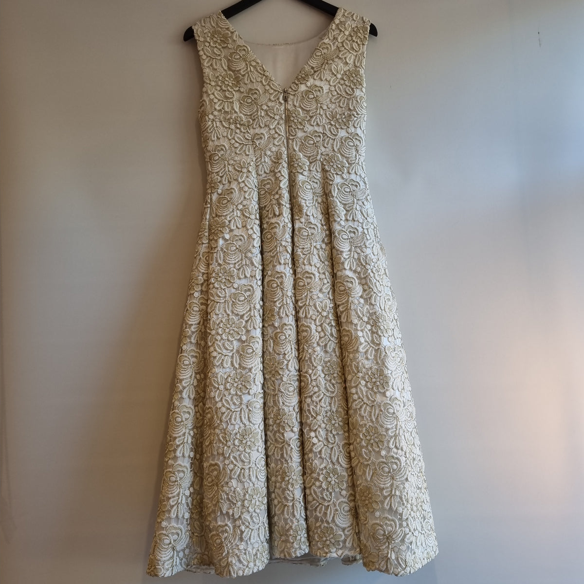 Ted Baker embellished 'fit & flare' lace dress Ivory/Gold Size 2 (UK 10)