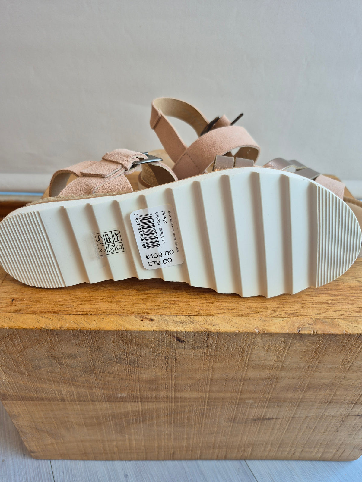 Mint Velvet Suede Sandal Dusky Pink/Metallic Size 4