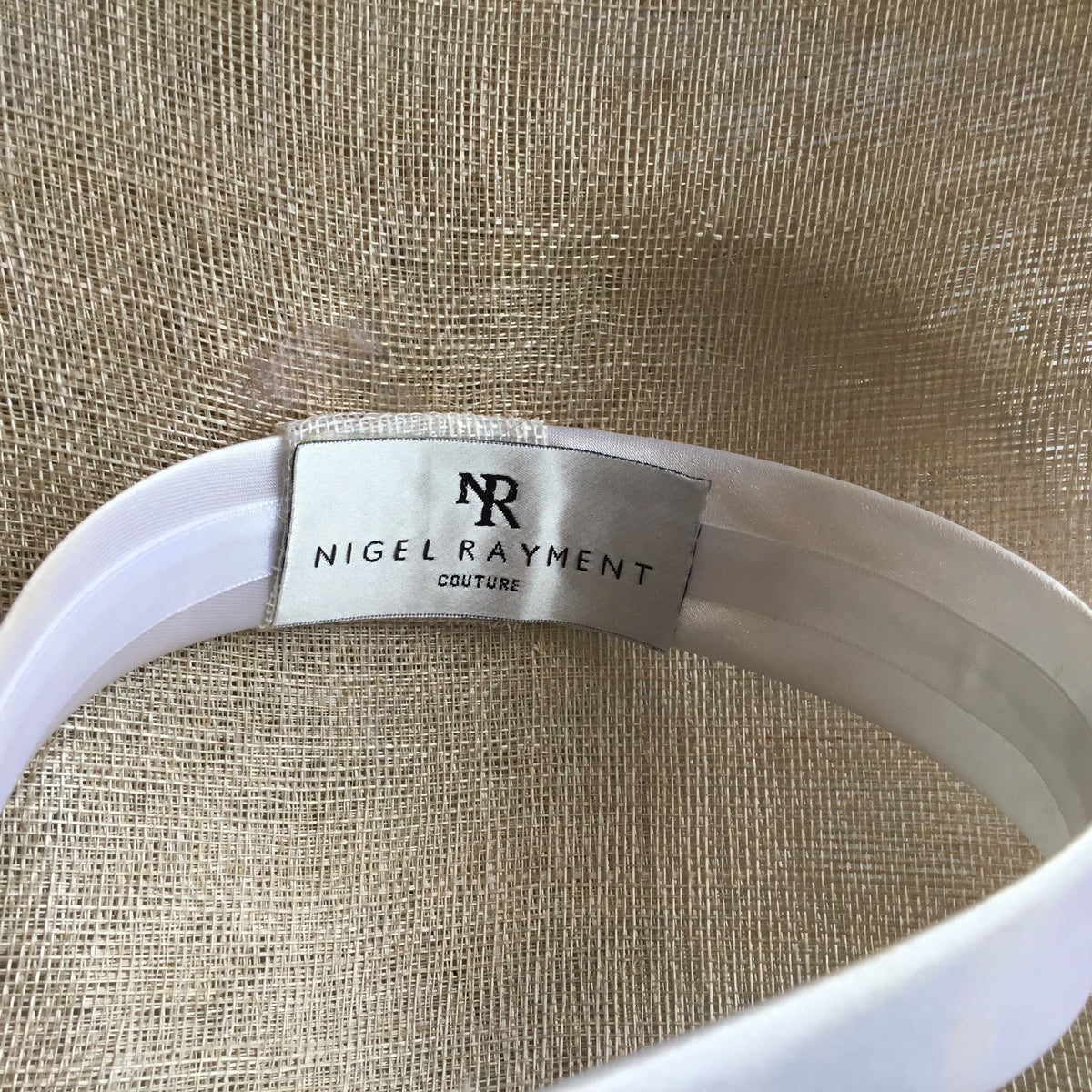 Nigel Rayment disc with feather flower and bow detail hatinator Coffee One size